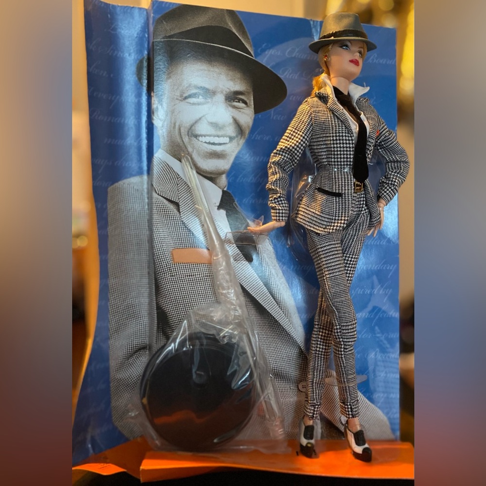 Barbie collectors Love Sinatra Doll